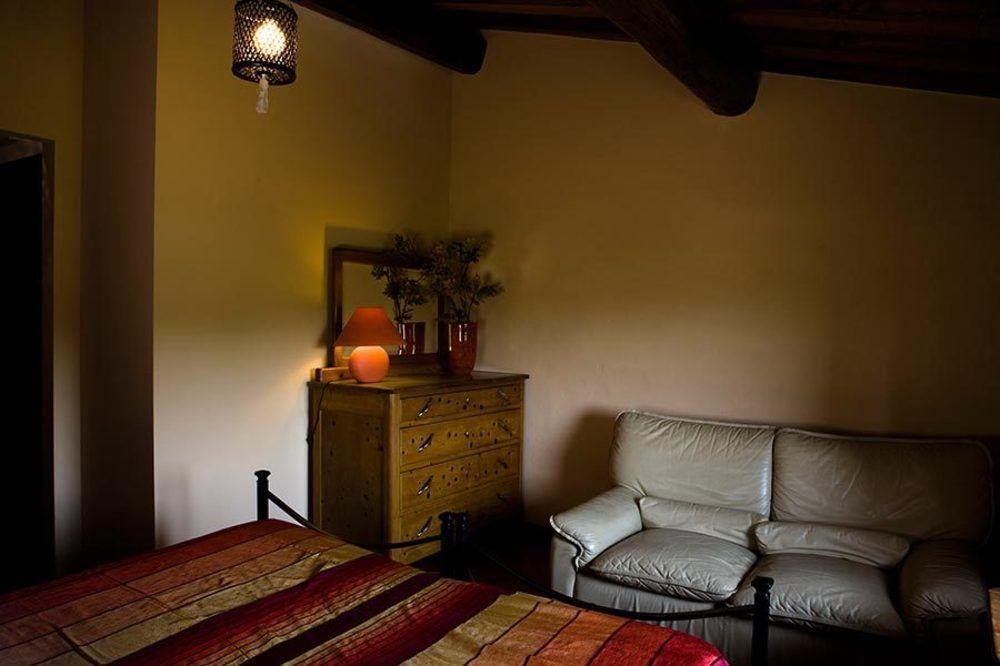 Agriturismo La Topaia Борго-Сан-Лоренцо Экстерьер фото