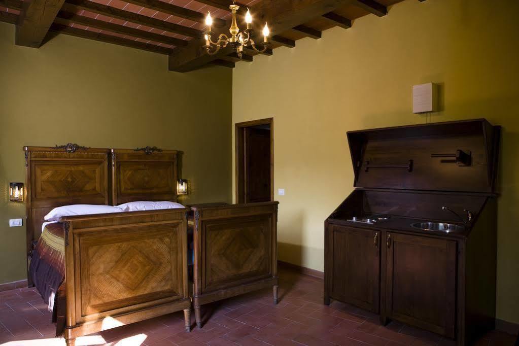 Agriturismo La Topaia Борго-Сан-Лоренцо Экстерьер фото