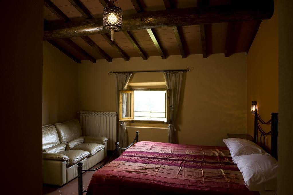 Agriturismo La Topaia Борго-Сан-Лоренцо Экстерьер фото